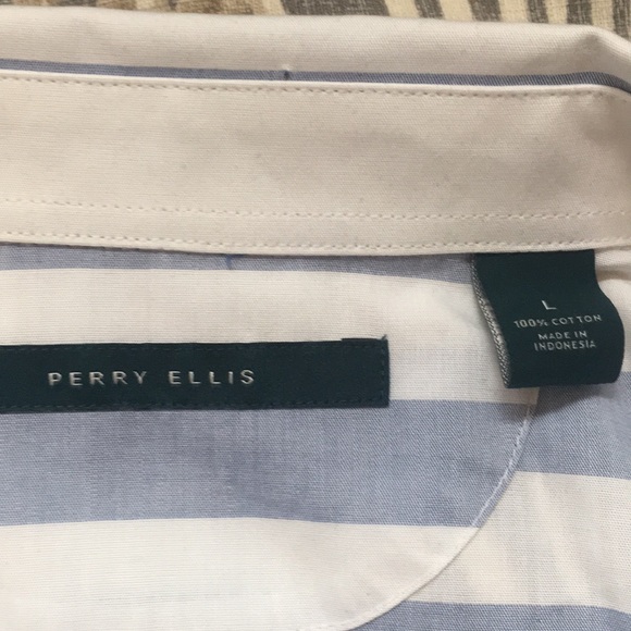 Perry Ellis Button Down - Picture 3 of 3